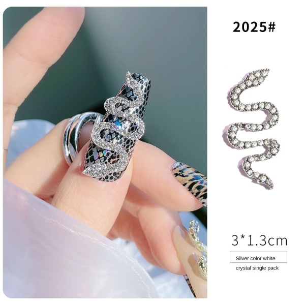 Kynsikoristeet Nail Art Timanttilejeeringistä Snake Rose Gold and Silver Full Diamond kolmiulotteiseen manikyyriin 2025