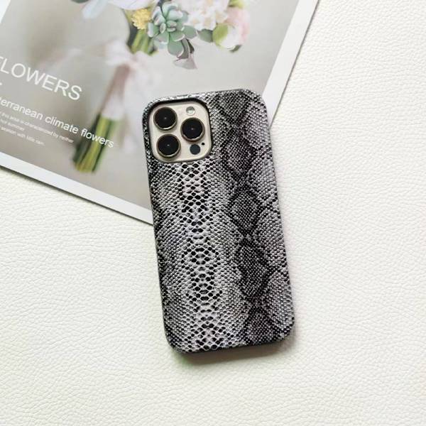 Etui til iPhone 17 Sort Python Mønster Halv-cover Hård Varmeafledning