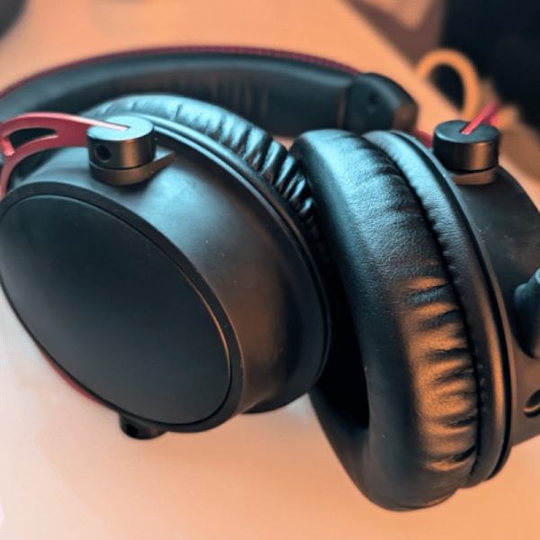 1 par PU Ørepuder til Kingston Skyrim/Skyarrow/Tomahawk/Stinger 2/α koefficient/Storm/Hurricane 2