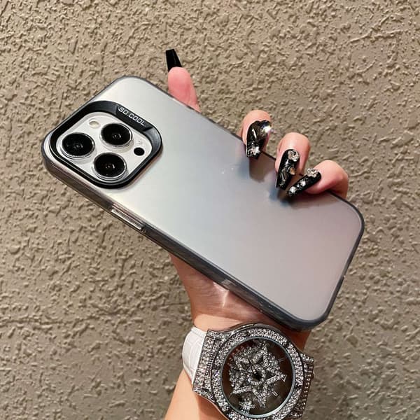 Etui til iPhone 17PRO Sort Sølv Simpel Blank Mat Hård