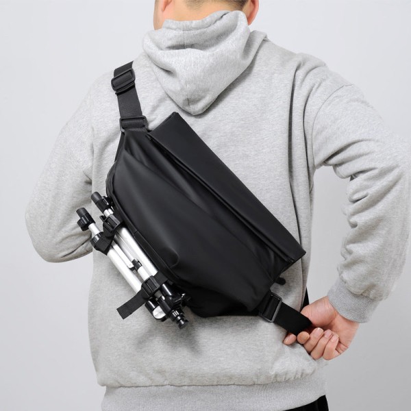 Crossbody taske herretasker Multifunktionel sportsskuldertaske Magnetisk rygsæk herretaske Black 13-inch