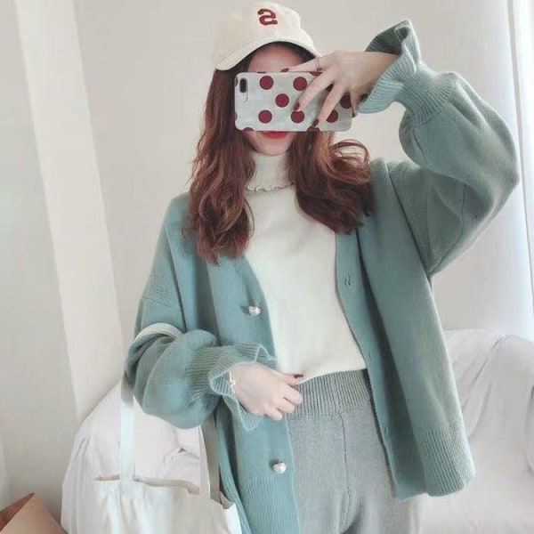 Kvinner strikkeplagg Høst Vinter Genser V-hals Idle Style Baggy Coat Flared Sleeve Cardigan Bean Green 57*96*48cm