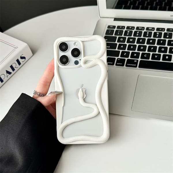 Skal för iPhone 17 Pro Max Ihålig Orm Mjölkvit Elektroplätering Glansig Ihålig Orm