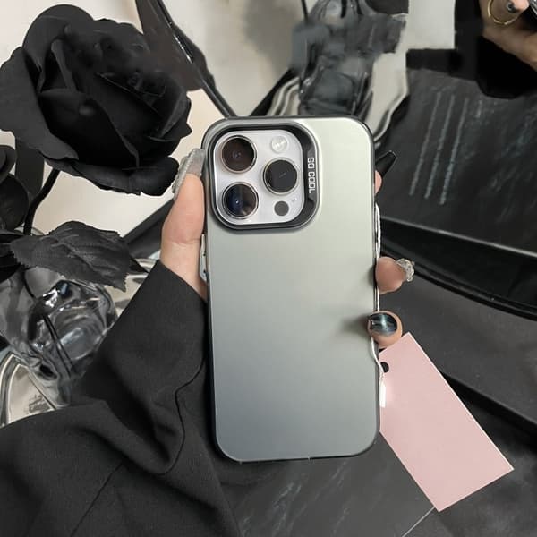 2 stk. Etui til iPhone 17 Pro Sølv IMD Farve Sølv Hård