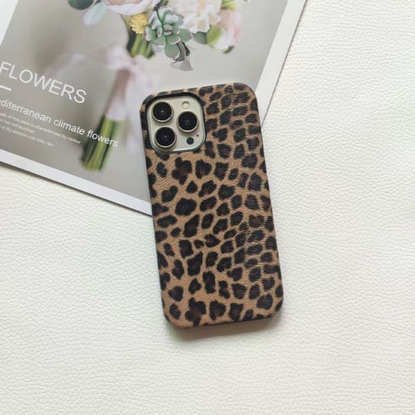 Skal för iPhone 17 Aprikos Leopardtryck Halvtäckande Textur
