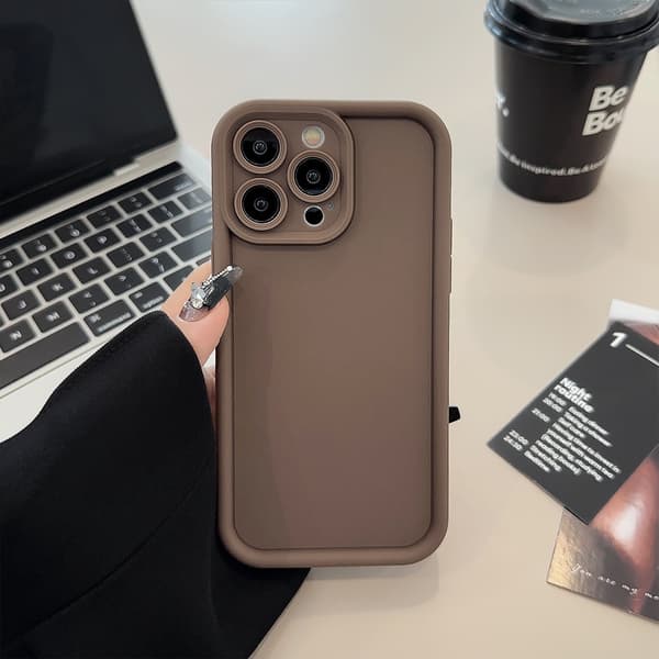 2 stk. deksel til iPhone 17 Cold Coffee Step Kamera Full Cover Solid Farge Myk