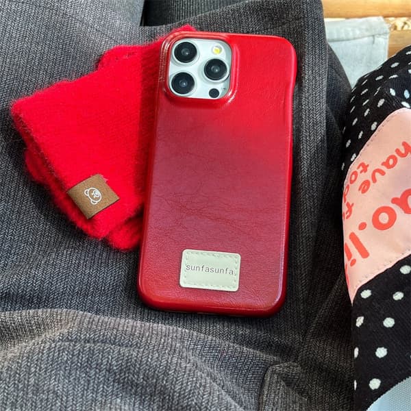 Fodral för iPhone16 läder retro år röd solid kärlek plysch enkel