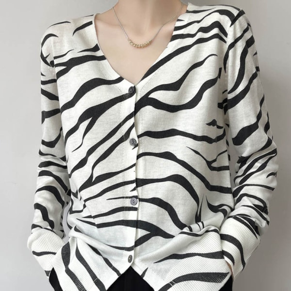 Strikkevarer for kvinner Høst Vinter Genser V-hals Zebra Print Ullgenser Løs cardigan Yttertøy Topp White S