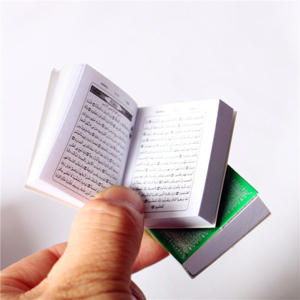 Miniaturemøbler Legetøjsdukker Hus gør-det-selv dekorationstilbehør Mini 1:12 Flip Book Black buckle Bible