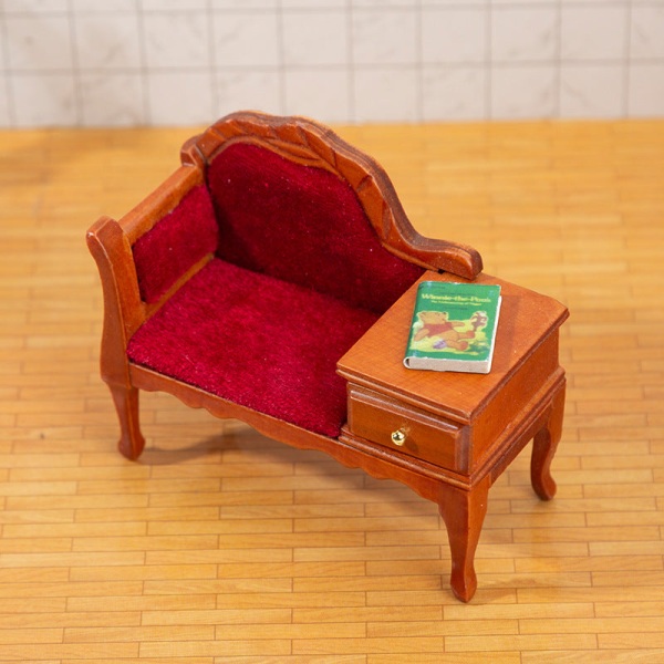 Miniatyrmøbler Leketøy Dukkehus DIY-dekorasjonstilbehør Mini 1:12 sofa sammenslått med kommode Sofa