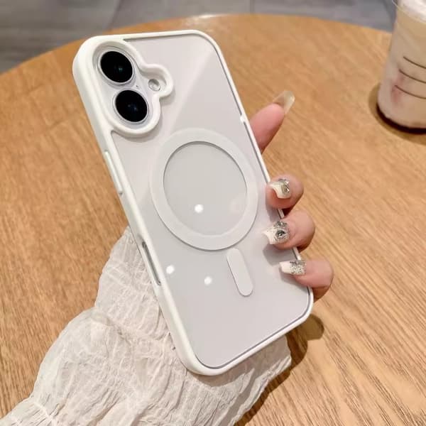Deksel til iPhone 17 Pro Hvit magnetisk transparent anti-fall