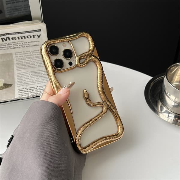 Skal för iPhone 17 elektropläterad glansig ihålig orm guld