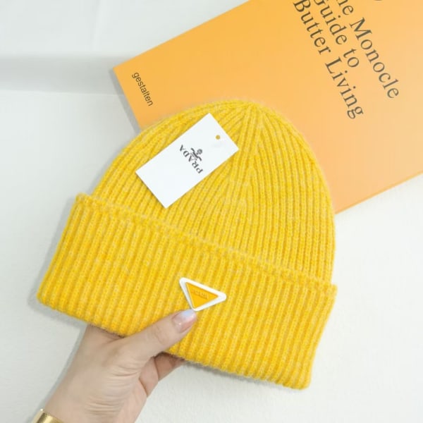 Varm vinterstickad mössa Höst- och vintermössa Inverterad triangel Modemärke Casual Öronskydd Unisex Ginger yellow M