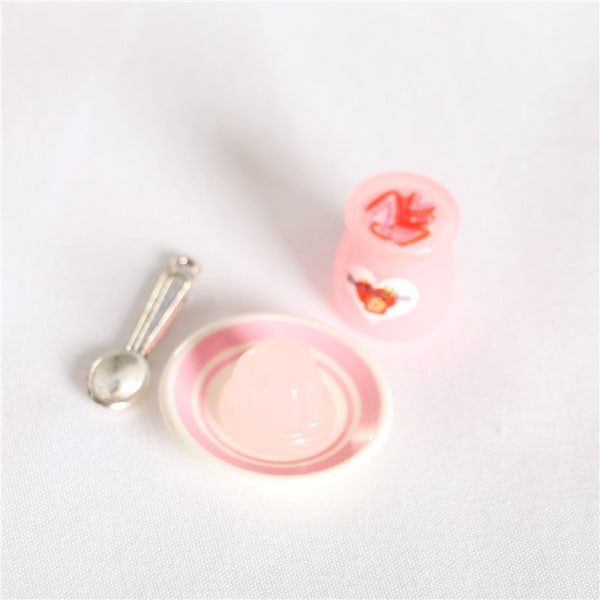 Pienoishuonekalut Lelunuket Talo Tee-se-itse-sisustustarvikkeet Mini Polymer Clay Coulis Strawberry Pudding set