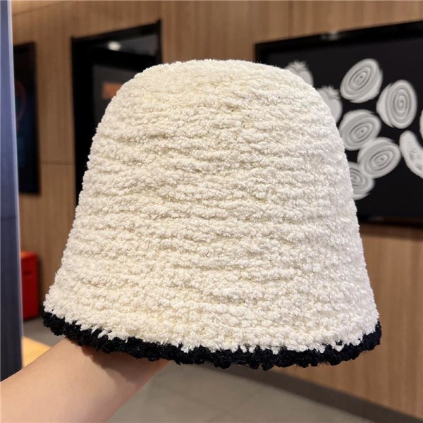 Lämmin talvi neulottu pipo hatut korealaistyylinen pehmohattu Naisten syksyn ja talven muoti Täysin yhteensopiva Unisex Beige black edge plush bucket hat M（56-58cm）