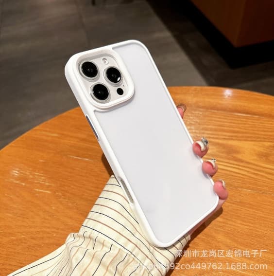 Skal för iPhone 17 Pro Vit Hud-Touch Matt