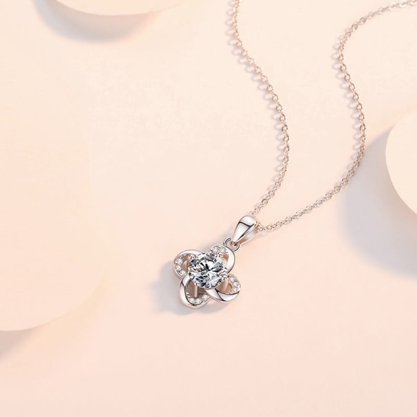 Kvinder Halskæde Kæde Choker Vedhæng Smykker Piger Gave S925 Fireblads Simple Yndefuld Diamant White gold color 925 silver