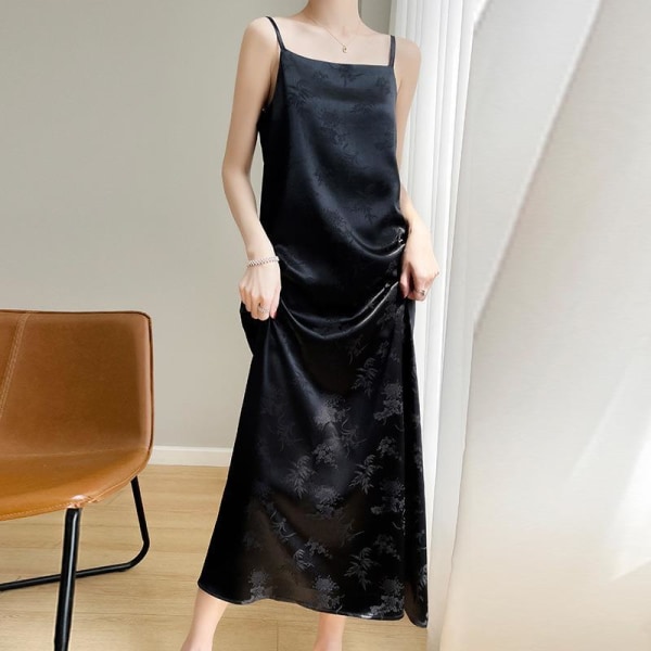 Silk Suspender Dress ärmlös satin lång klänning off-neck Sexig Black M