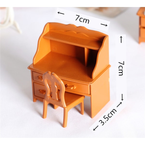 Miniature Møbler Legetøj Dukker Hus DIY Dekoration Tilbehør Mini Dressing Series Hanger 5 pieces