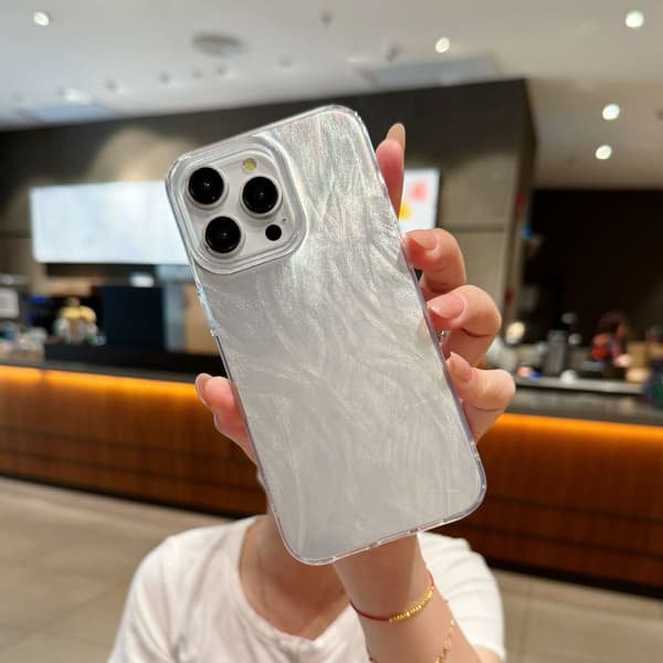 iPhone 17 Feather Veil -kotelo