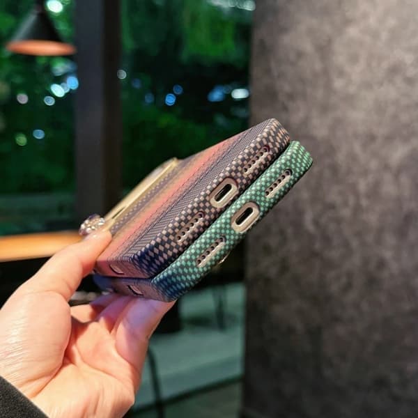 Mobilskal för iPhone 15 Pro Max, MagSafe-kompatibelt, magnetiskt, stötsäkert, brunt Brown iPhone 15 Pro Max