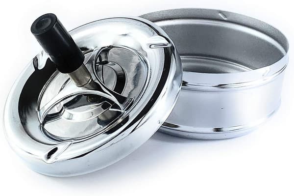 Extra Stor Krom Askkopp med Svängfunktion | Premium Vindtät Utomhus Askkopp | Djup Bas | Lätt att Tömma (1 st, Silver)