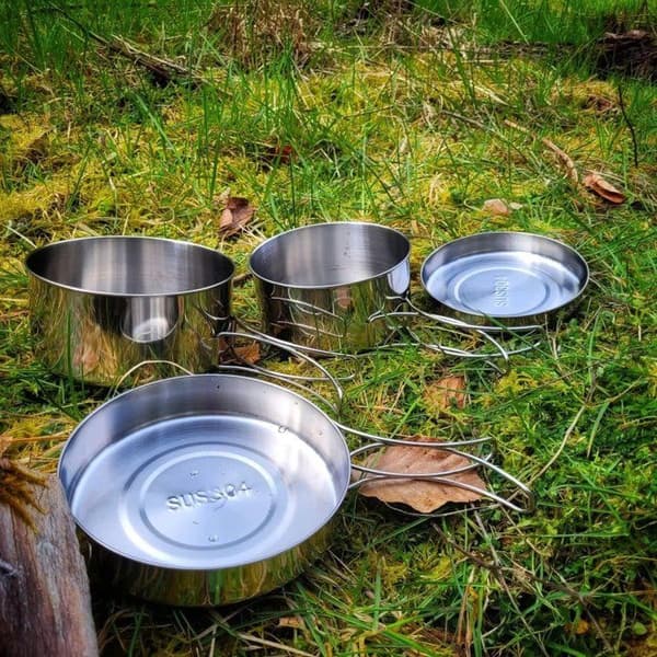 Campingkokkesett - Rustfritt Stål - 4 Deler - Gryter og Panner - Kompakt og Stablebart