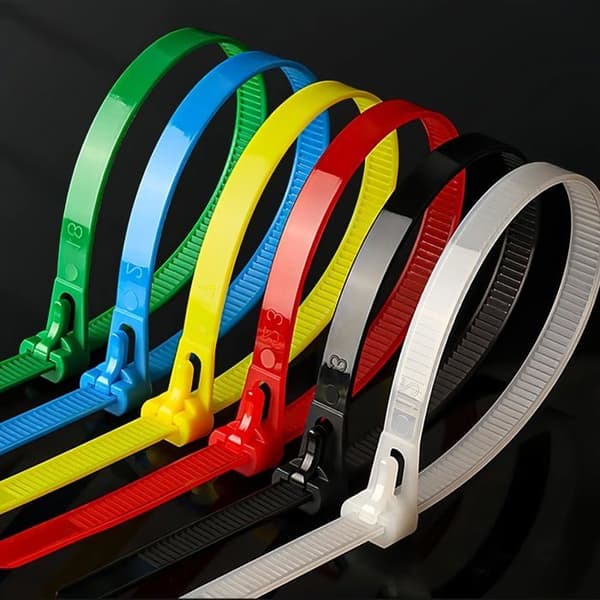 Nylonkabelbindere 5x200 mm (pakke med 100) - Genanvendelige - Røde - Bredde 4,8 mm