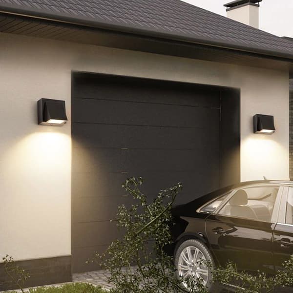 2 kpl LED-ulkoseinävalaisin, 5W, IP65, 3000K – Musta alumiini, kompakti 7.8×3.5×7.8 cm