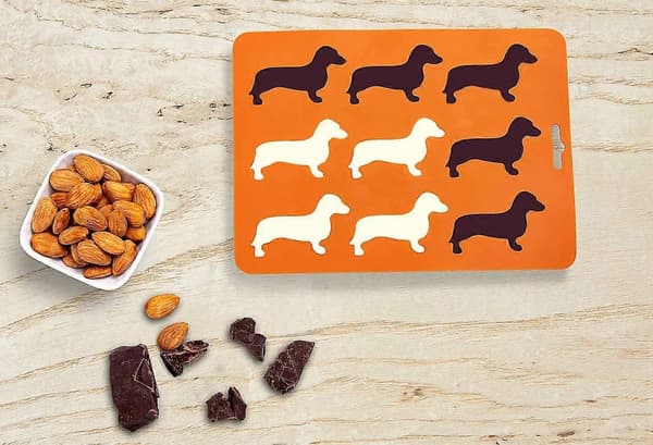 Gravhund Formet Silikone Isterningeforme og Bakke