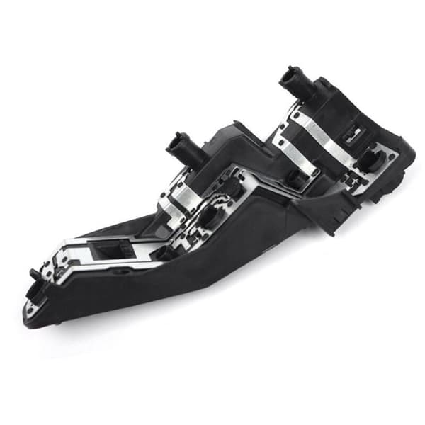 Vasen takavalopolttimon pidike Audi A1 2010-2018 8X0945093D 8X0945257A