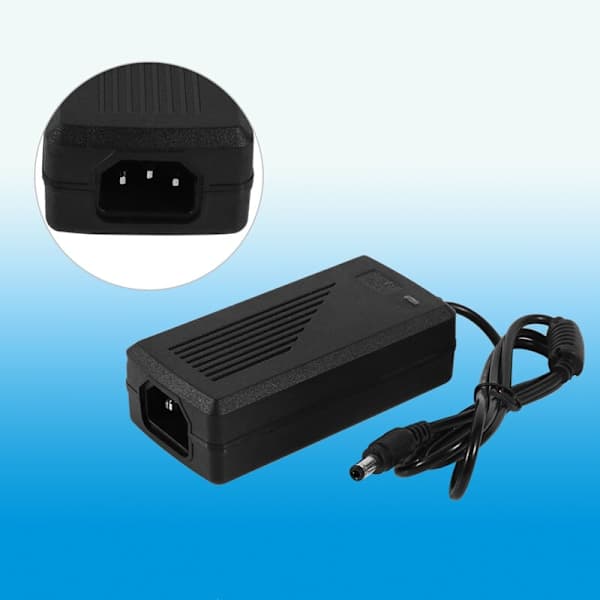 1 stk AC 100V-240V DC 12V 5A 60W strømadapter for LED-belysning LCD-skjerm
