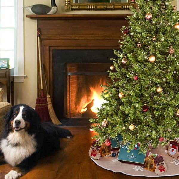 Juletræstæppe, Juletræstæppe i jute med hvide snefnug, Julepynt (Khaki, 75 cm)