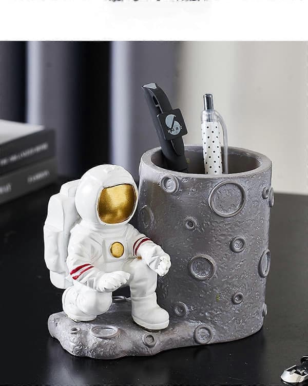 Blyantholder til børn Astronaut Blyant Organizer Eventyrfigur Blyantholder til skrivebordsdekoration Tilbage til skolen gave til børn