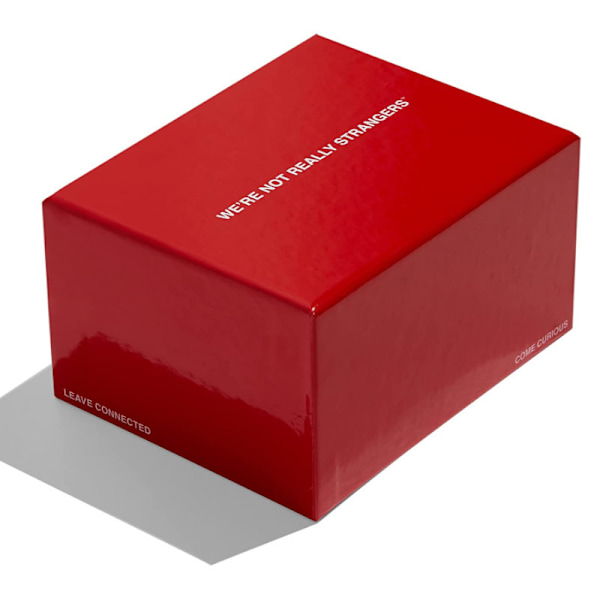 We're Not Really Strangers -pelipakan englanninkielinen versio Strangers Basic