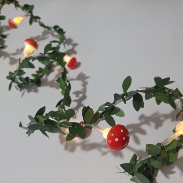 Rosaröda rottingljussträng LED skum små vita blommor rottingljussträng bröllop inomhus balkong dekorativt ljus Mushroom vine 6m 40LED (usb)