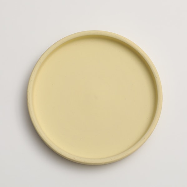 Keramisk rund blomkruka vattenbricka dekoration Morandi pigment brännande bas förtjockad kudde vattenlagring bricka Light yellow 15*2cm (inner diameter 13.5cm)