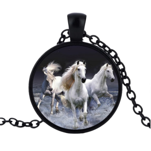 Halskjede i glass med motiv [K12] - 3 løpende hester Black Svart