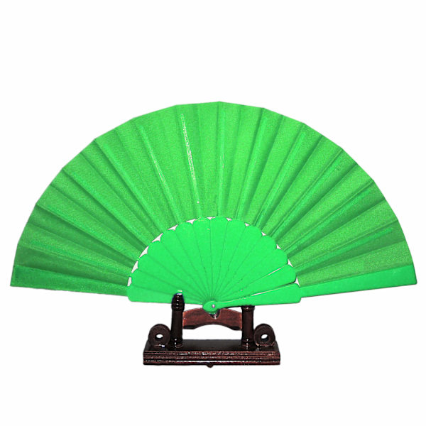 Tuuletin - Tasainen vaaleanvihreä muovijalustalla Light green
