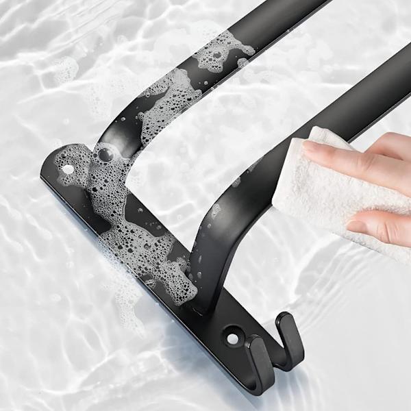 Kylpyhuoneen pyyheteline, musta liima seinään kiinnitettävä pyyhekiskot suihkuun ja keittiöön, vedenpitävät ovikiskot koukulla (musta, 60 cm)