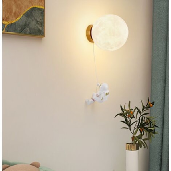 Månevegglampe til barnerom Moderne Minimalistisk Kreativ Astronaut Tegneserie Soverom Vegglampe ved nattbord, trefarget Led-lampe Diameter 15 cm
