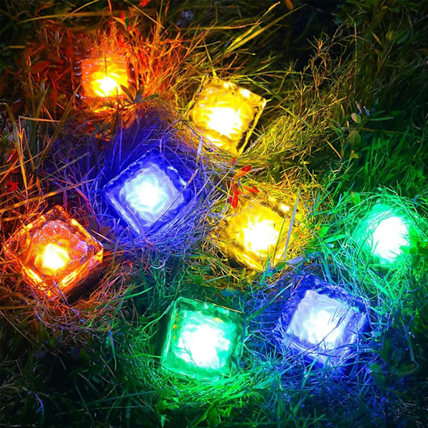 Piece Lamp 4 LED Färgglada Ljus Solcellslampa Utomhus med Fjärrkontroll, Solcellslampor Tegellampa för Utomhus Damm Mark Trädgård Gård Gångväg