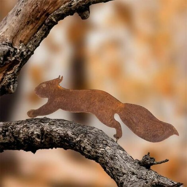 Orava - Metallinen puutarhakoristelu - 30 cm - Natural Rust Patina