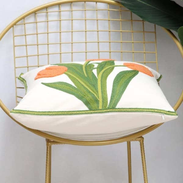 2 stk. bondegårdspute med brodert trekk, 2 stk.