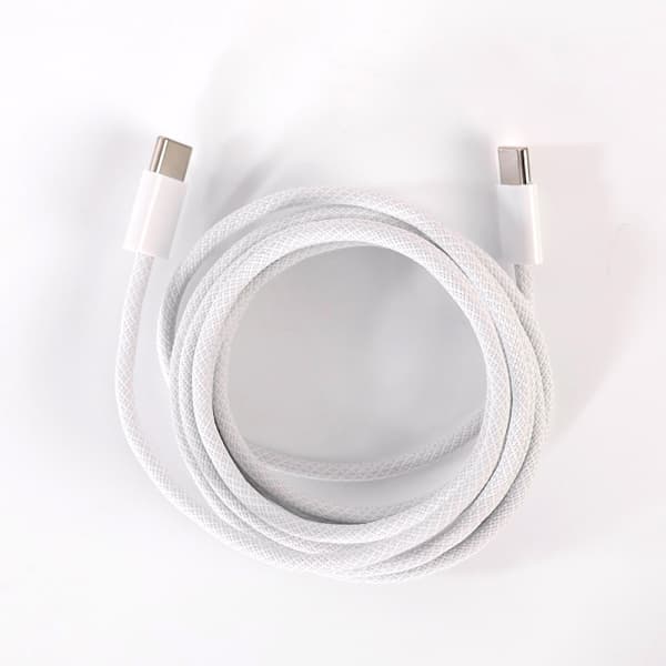 USB-C til USB-C kabel 2 meter – Hurtig opladning til iPhone 15, Samsung, iPad, Laptop – Hvidt opladerkabel