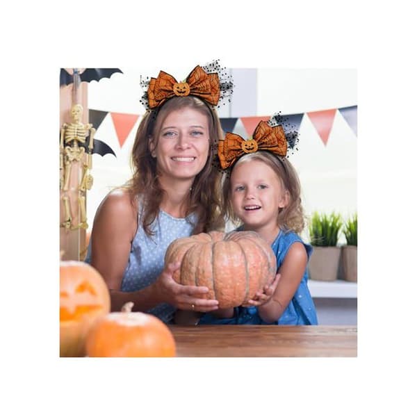 Et oransje gresskarhårbånd, perfekt til Halloween.