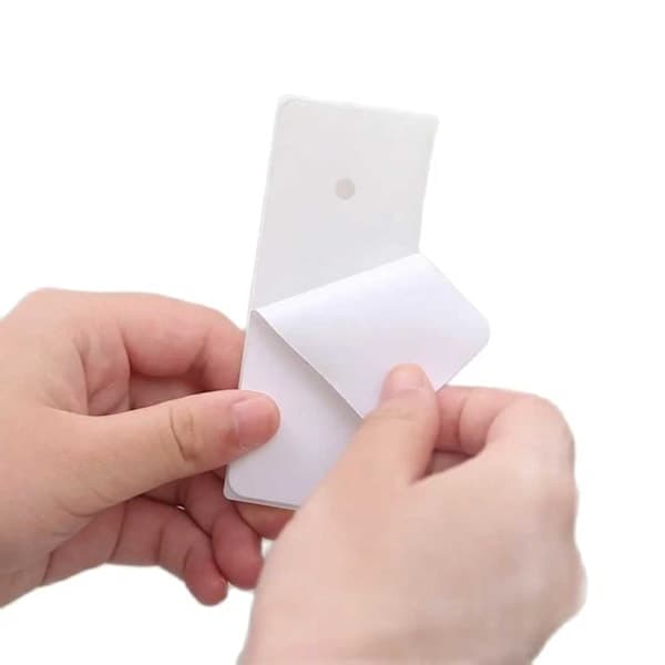 Selvklebende holder for grenuttak, hvit
