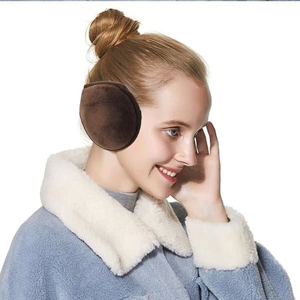 Ørevarmere til mænd og kvinder. Klassiske unisex fleece ørevarmere til vinter (kaffe).