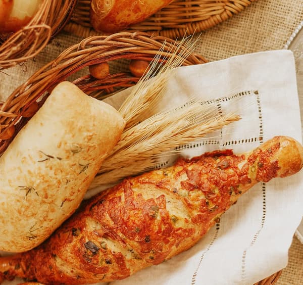 Baguette Bakebrett Perforert Franskbrødform Bakeformer Panne for 4 Baguetter (Sølv)