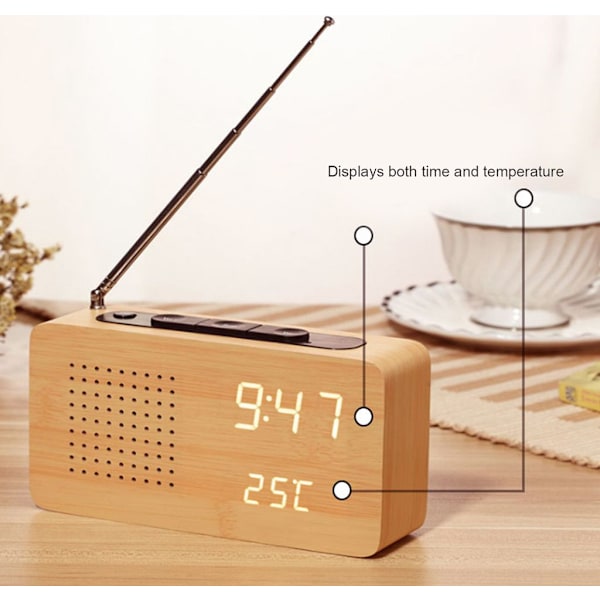 Digital radio i trä, väckarklocka 165 × 90 × 45 mm